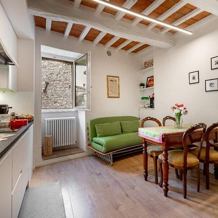 Apartamento Dimora Casina Dell'Abbondanza Gubbio Exterior foto